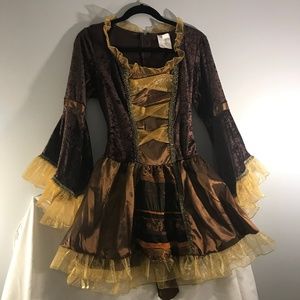 Women's Sassy Victorian Pirate Costume